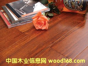 c鿴ɭ֮þľذ-OƷֱyŴDƬ